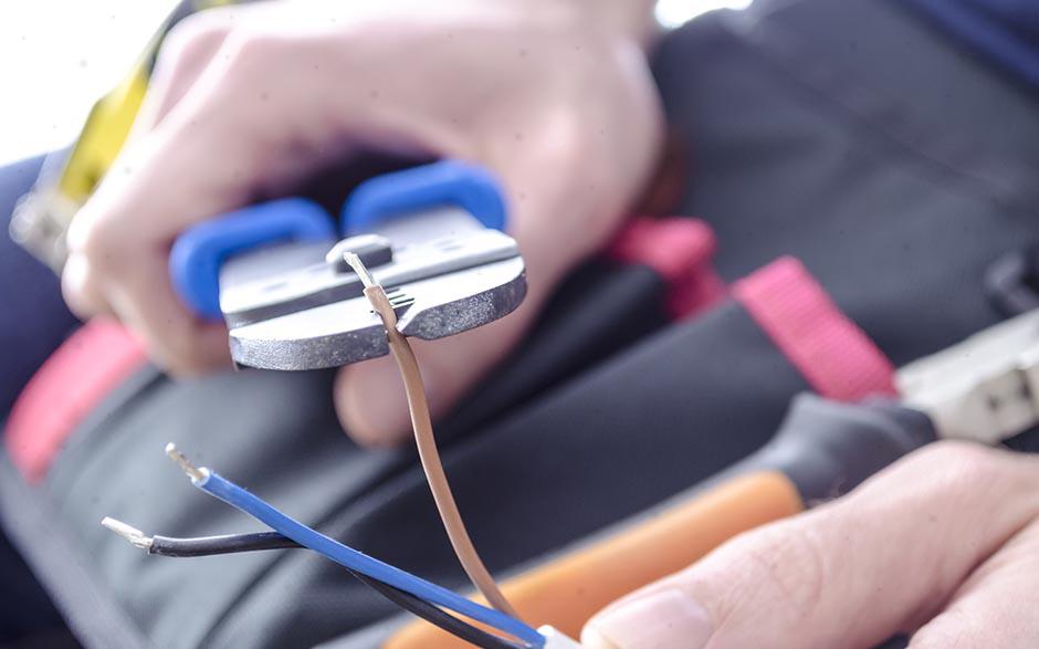 recherche électricien Paris 16